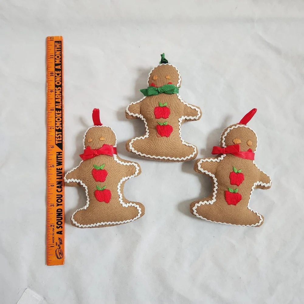 Vintage Handmade Stuffed Gingerbread Man Ornaments